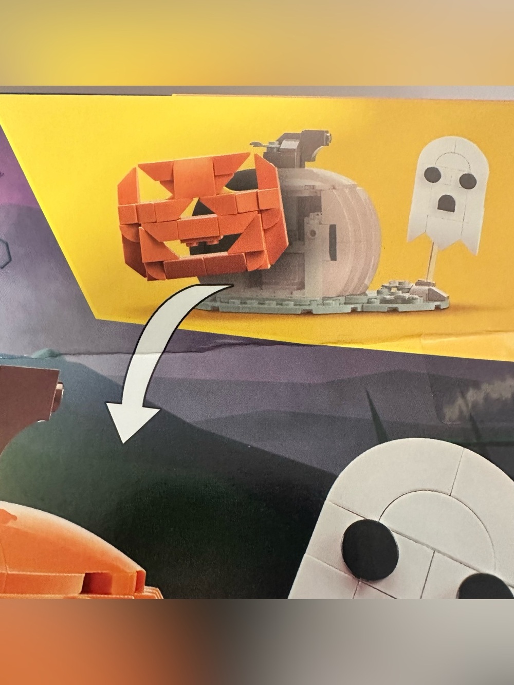 NWT LEGO Creator Halloween Pumpkin & Ghost Set 40697 | New Sealed | 254 Pieces - Picture 9 of 9